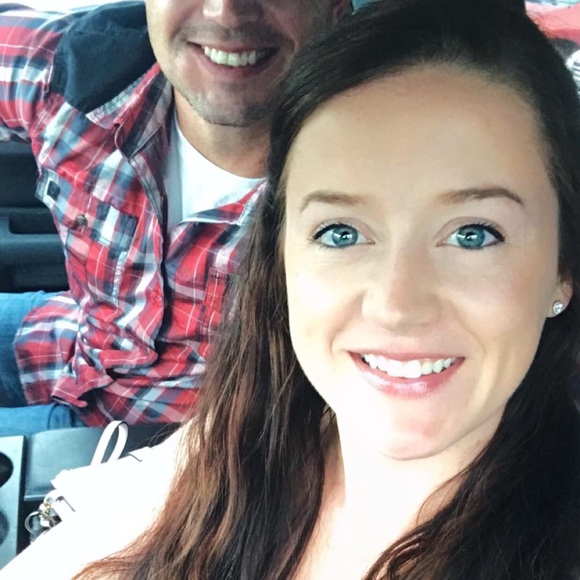 Meet your Posher, Ashleigh - Picture 2 of 4